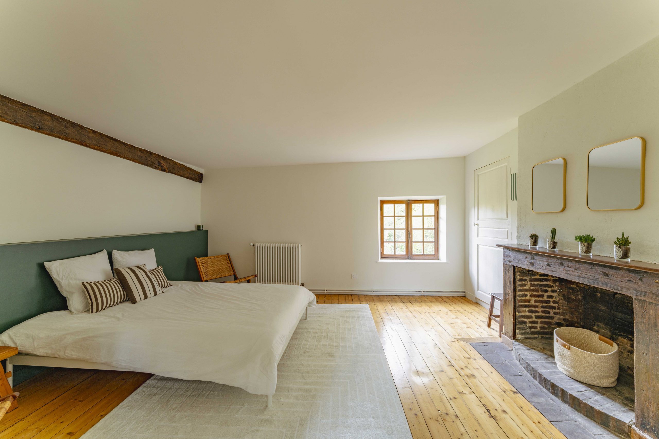 Bedroom 2 with double bed